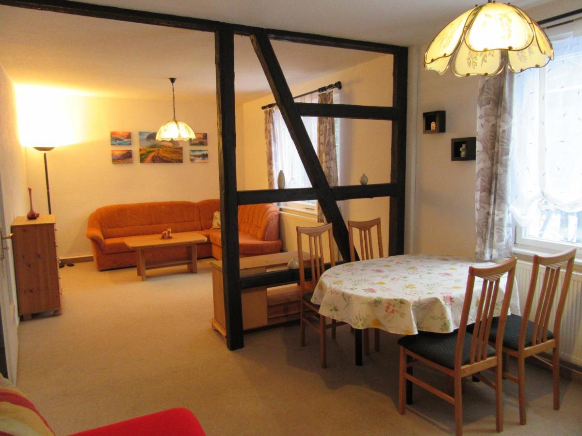 Haus Hasenmueller Apartman Schmiedefeld am Rennsteig Kültér fotó